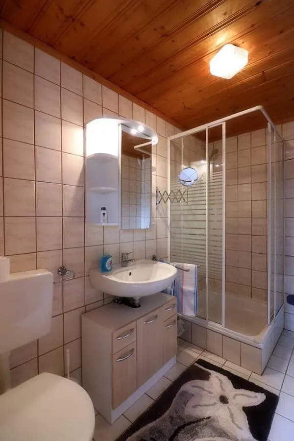 Kieslinger Hilde Villa Arrach Farm stay