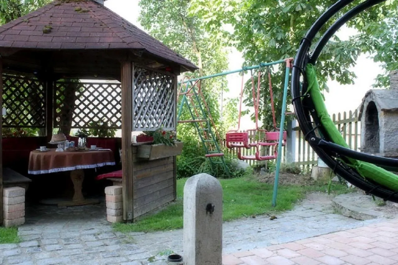 Farm stay Kieslinger Hilde Villa Arrach